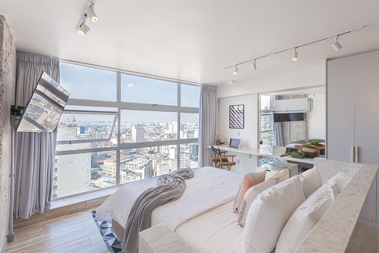 Amazing View from 32nd Floor – Mirante do Vale