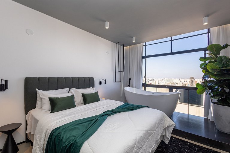 Copan SKYLINE: a bath with a view and elegance!