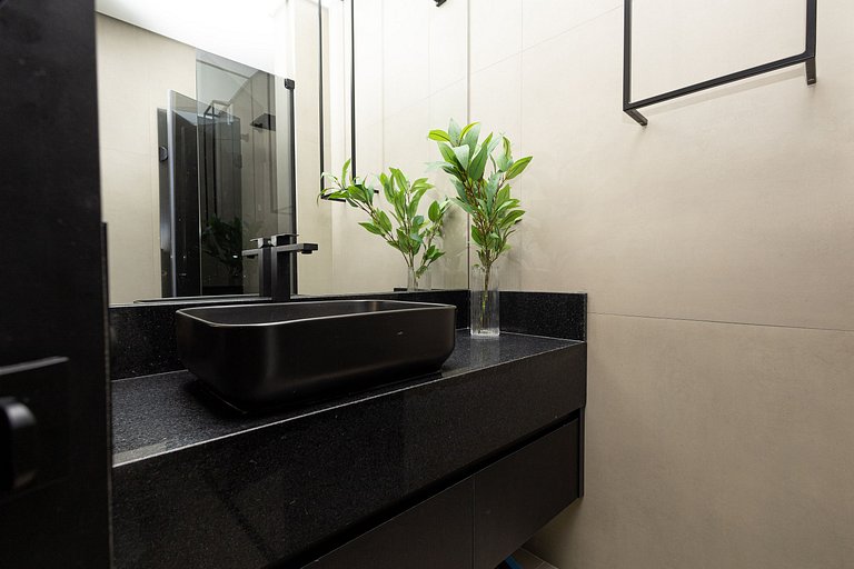 Copan SKYLINE: a bath with a view and elegance!