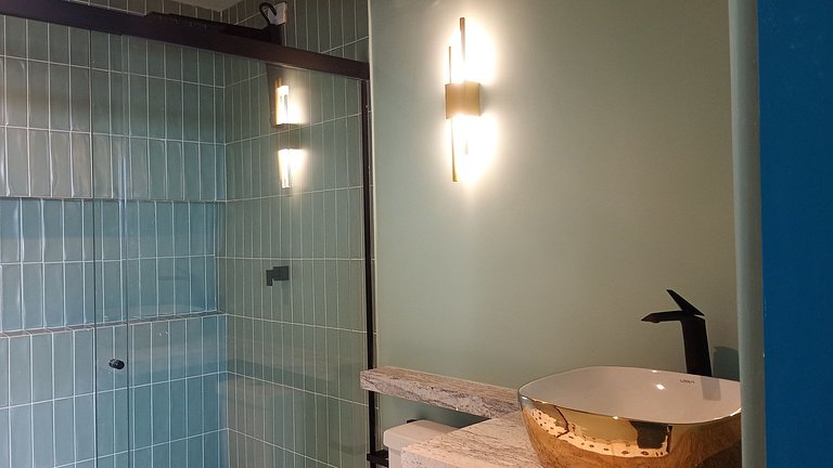 Soaking Tub & 23rd Floor View Mirante do Vale