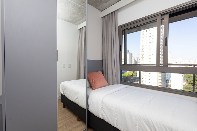 2 En-suites + Parking in Prime Jardins