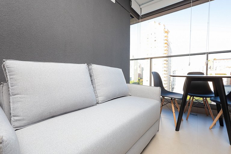 2 En-suites + Parking in Prime Jardins