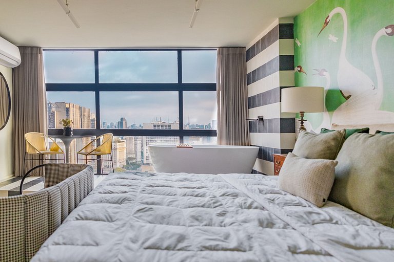 Estudio para Parejas con Bañera y Vista | Centro SP