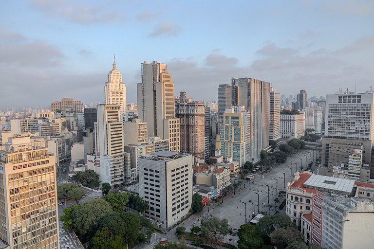 Estudio para Parejas con Bañera y Vista | Centro SP