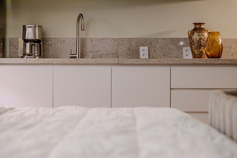 Estudio para Parejas con Bañera y Vista | Centro SP