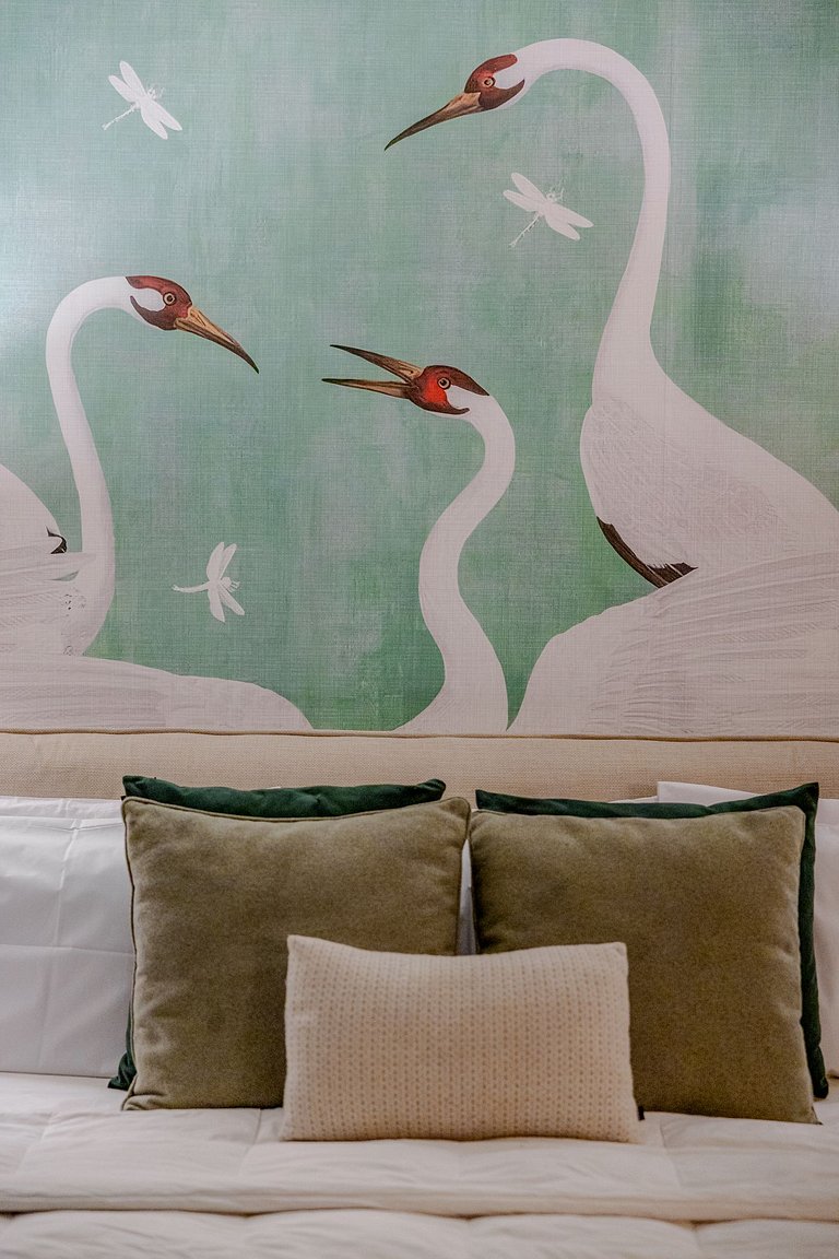 Swan SampaSky: View with bathtub from the 37th
