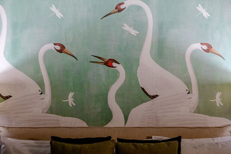 Swan SampaSky: View with bathtub from the 37th