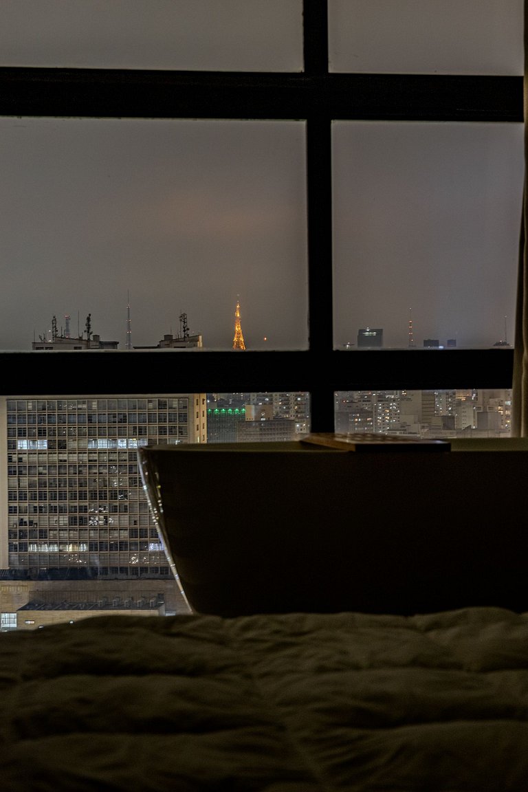 Swan SampaSky: View with bathtub from the 37th