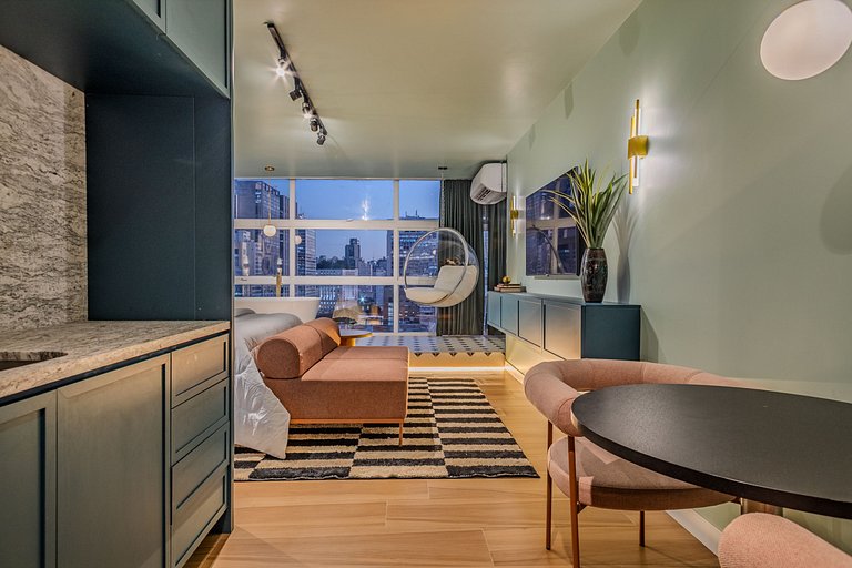 La vie em Sampa: Bathtub on the 23rd Floor
