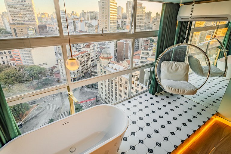 La vie em Sampa: Banheira no 23º Andar do Mirante