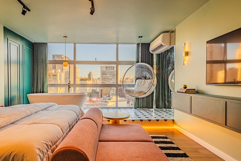 La vie in Sampa: Bathtub on the 23rd Floor
