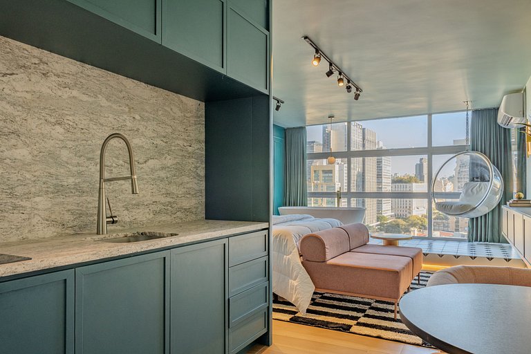 La vie em Sampa: Bathtub on the 23rd Floor