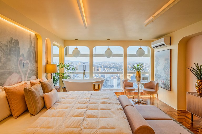 Flamingo Sampa Spa: view and bathtub