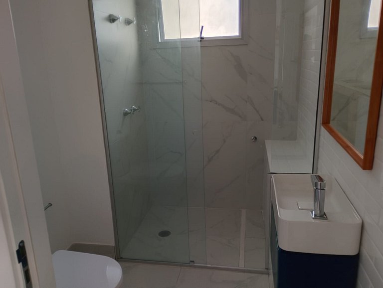 1 quarto com AC e estrutura top em Pinheiros