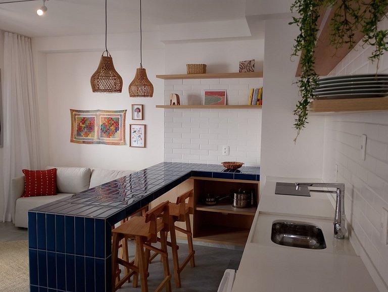 1 quarto com AC e estrutura top em Pinheiros