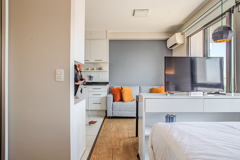 Industrial | Balcony | Garage