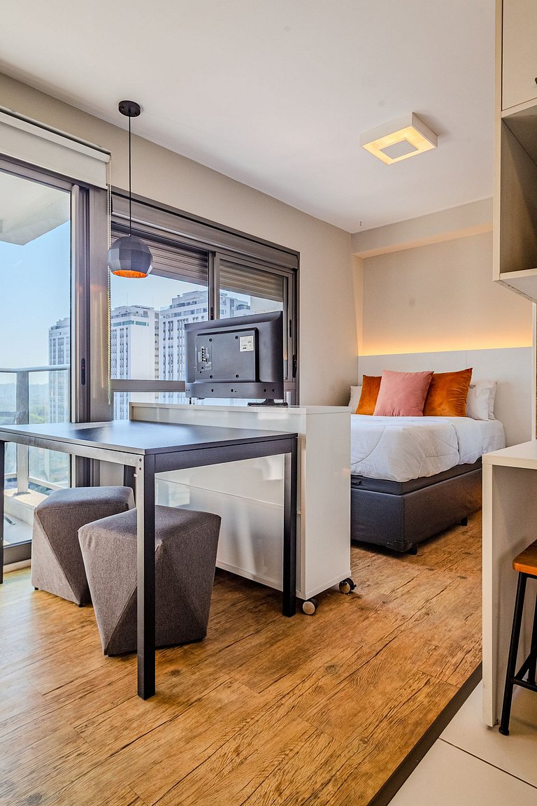 Industrial | Balcony | Garage