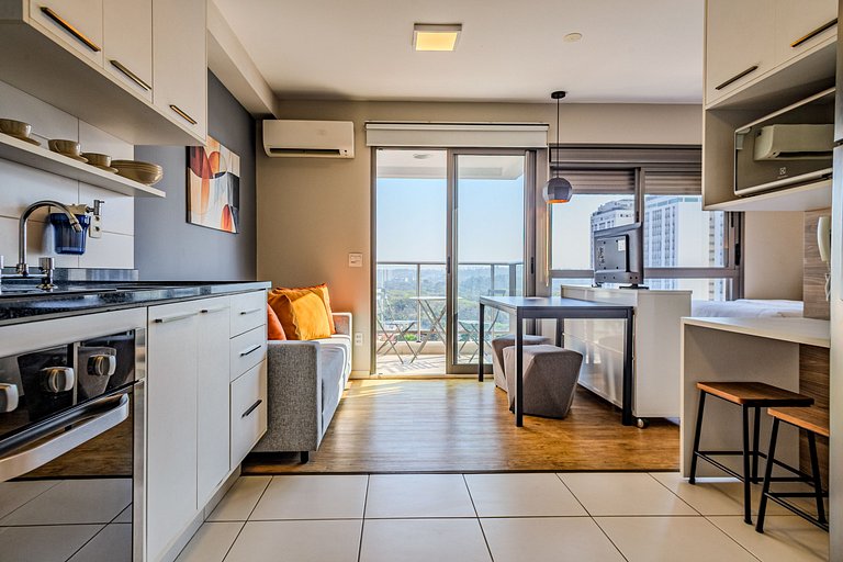 Industrial | Balcony | Garage