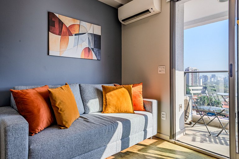 Industrial | Balcony | Garage