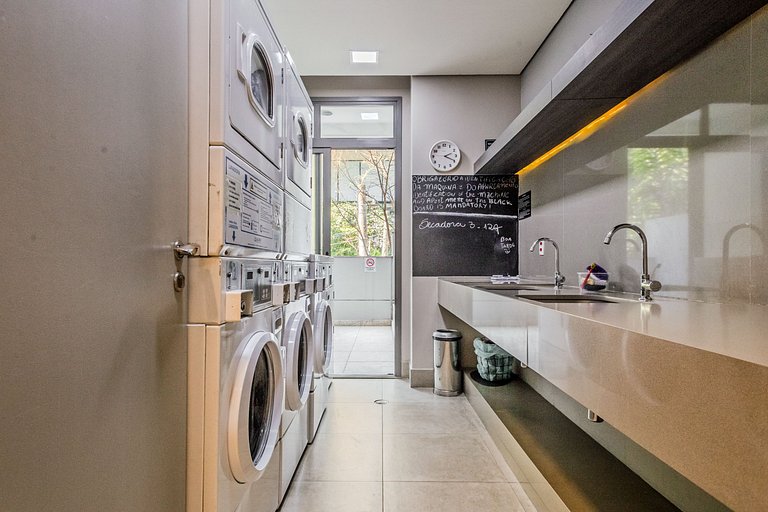 Apartamento decorado com vista