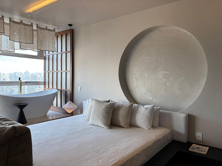 Japan House SampaSpa: bathtub and view on the 37th