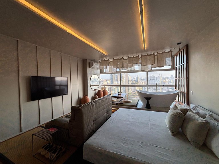 Japan House SampaSpa: bathtub and view on the 37th