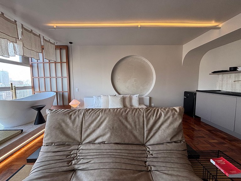 Japan House SampaSpa: bathtub and view on the 37th