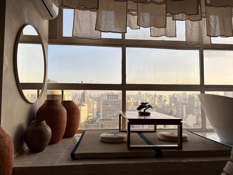 Japan House SampaSpa: bathtub and view on the 37th
