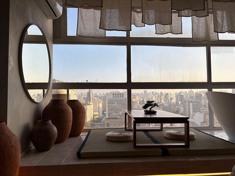 Japan House SampaSpa: bathtub and view on the 37th