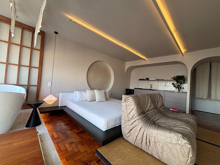 Japan House SampaSpa: bathtub and view on the 37th