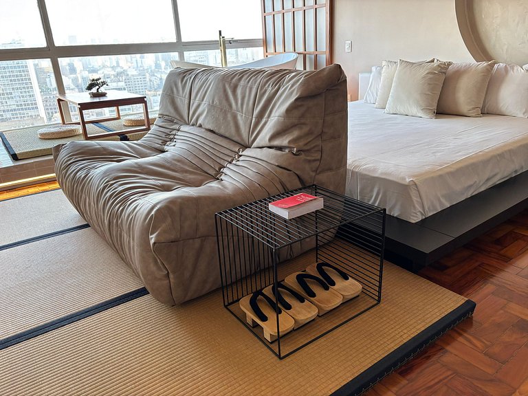 Japan House SampaSpa: bathtub and view on the 37th