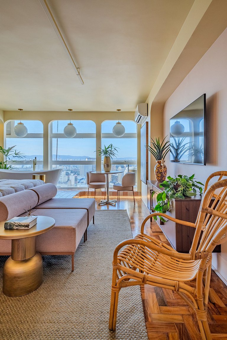 Estudio Estilo Resort con Bañera y Vista | Centro SP
