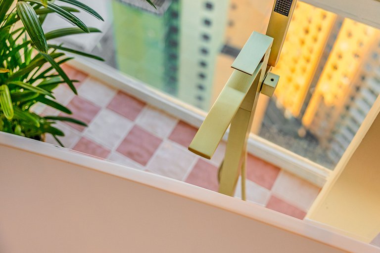 Estudio Estilo Resort con Bañera y Vista | Centro SP