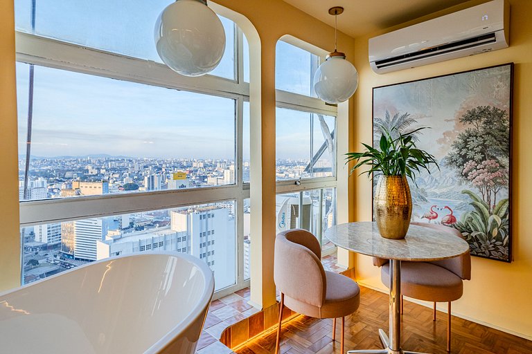 Flamingo Sampa Spa: view and bathtub