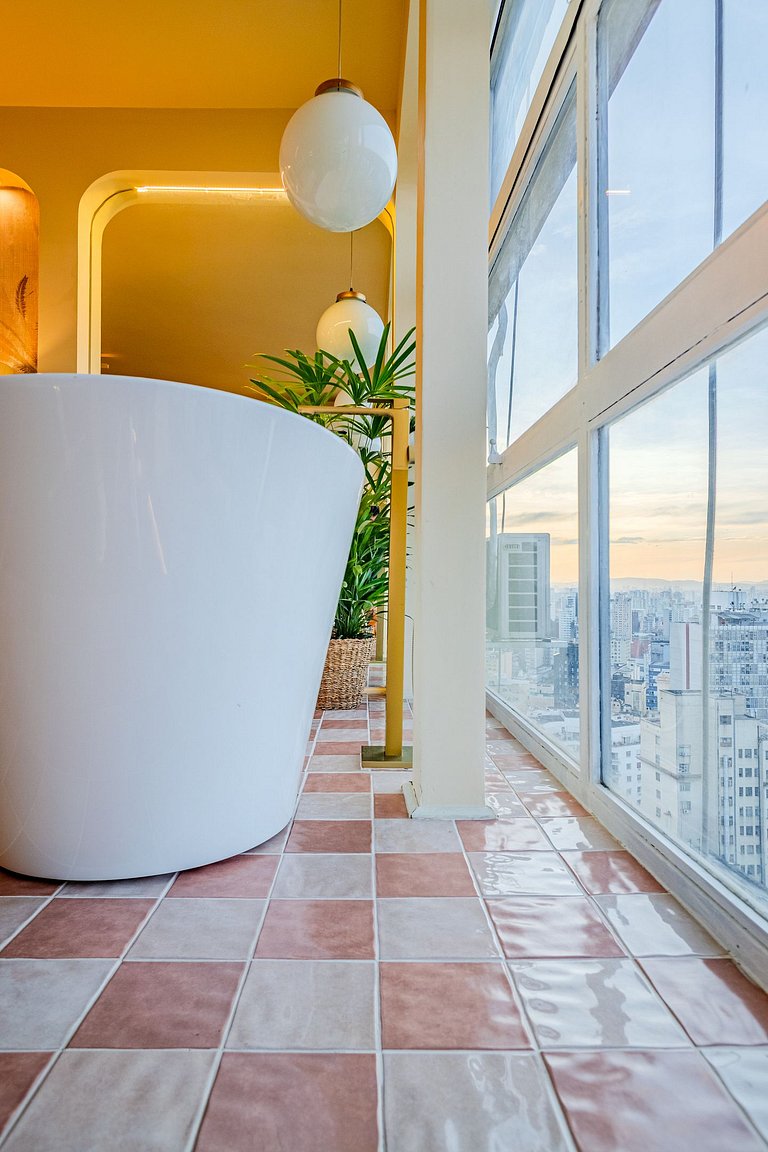 Estudio Estilo Resort con Bañera y Vista | Centro SP