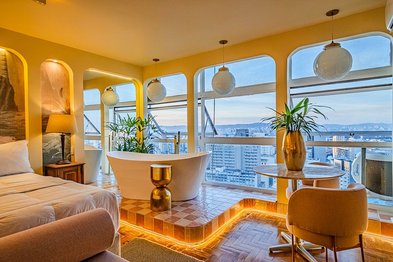 Estudio Estilo Resort con Bañera y Vista | Centro SP