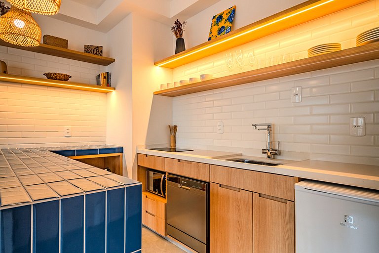 1 quarto com AC e estrutura top em Pinheiros