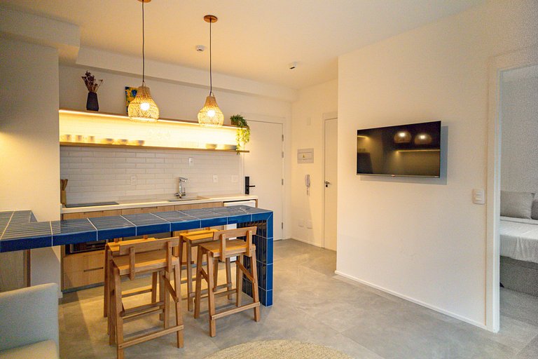 1 quarto com AC e estrutura top em Pinheiros