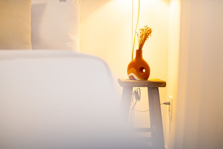 1 quarto com AC e estrutura top em Pinheiros
