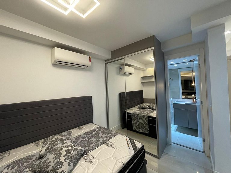 Modern Studio Next to Le Cordon Bleu