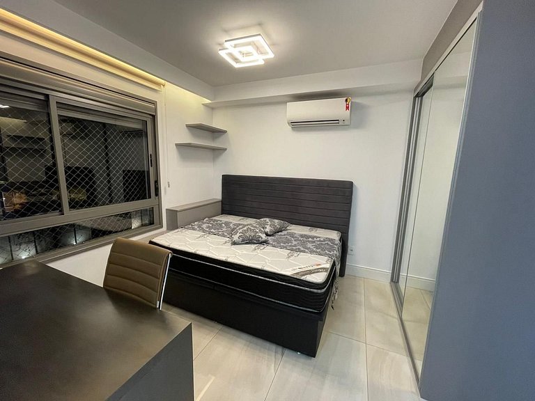 Modern Studio Next to Le Cordon Bleu