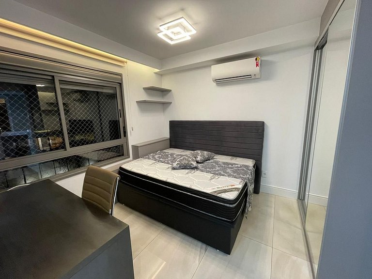 Modern Studio Next to Le Cordon Bleu