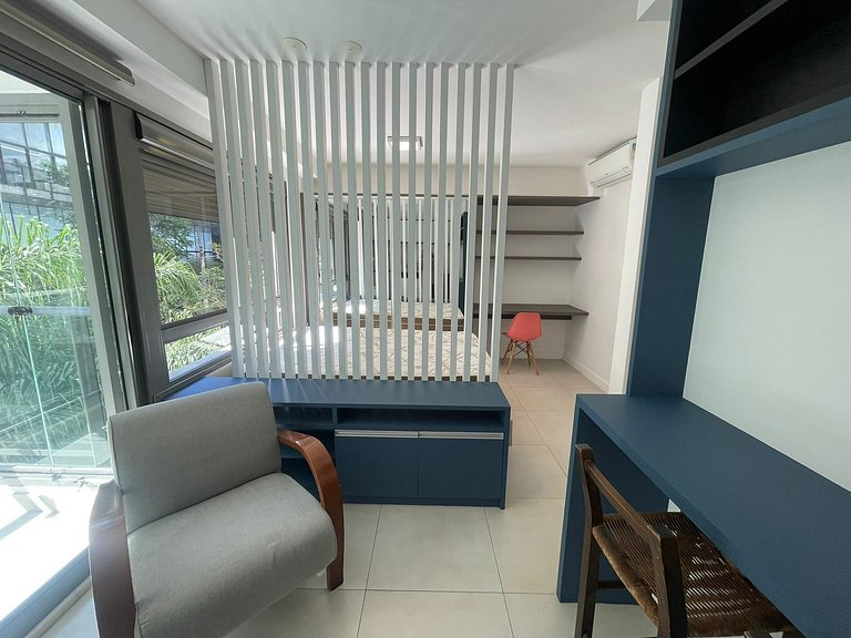 Studio Next to Le Cordon Bleu