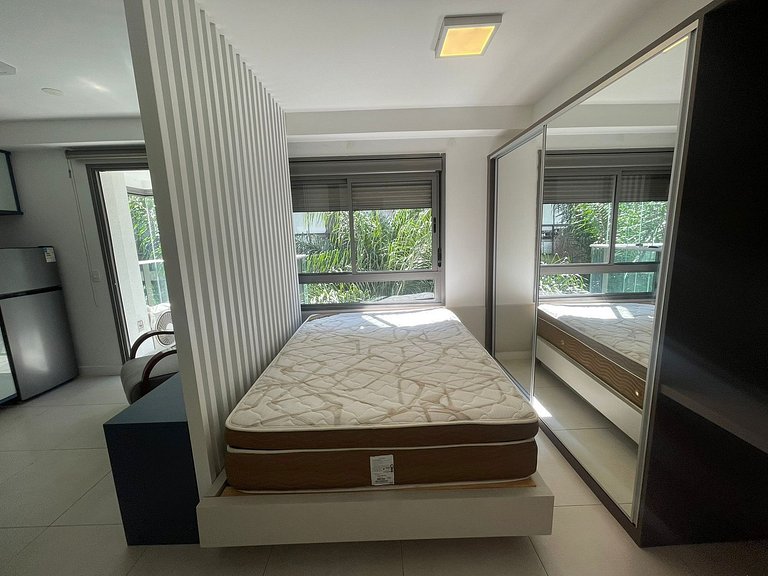 Studio Next to Le Cordon Bleu