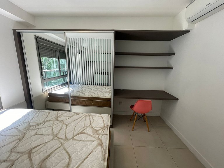 Studio Next to Le Cordon Bleu