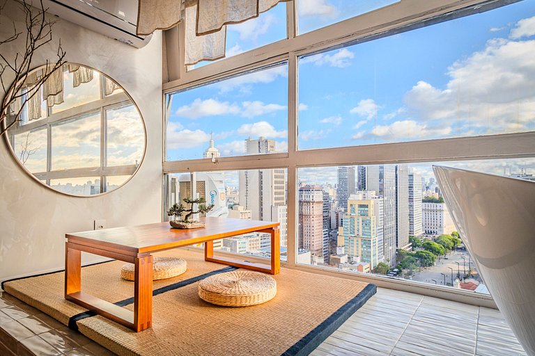 Estudio Japonés Moderno con Bañera y Vista | Centro SP