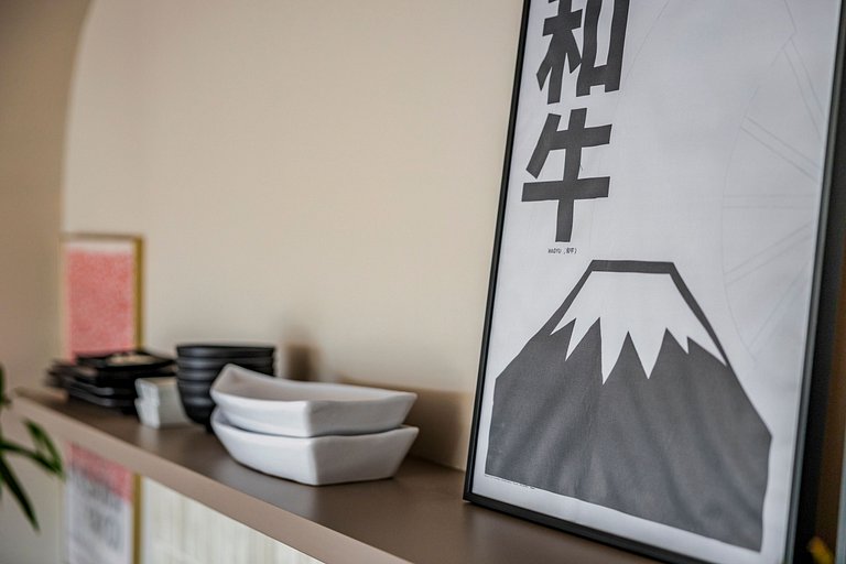 Estudio Japonés Moderno con Bañera y Vista | Centro SP