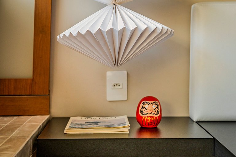 Estudio Japonés Moderno con Bañera y Vista | Centro SP