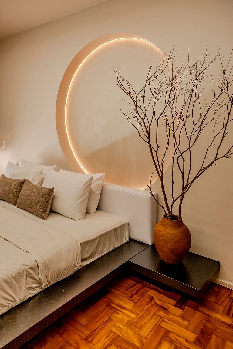 Estudio Japonés Moderno con Bañera y Vista | Centro SP
