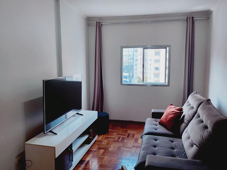 2BR apt with parking – Itaim Bibi